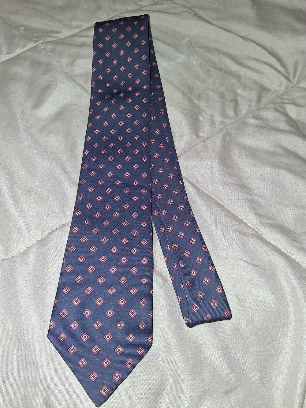 Men's Navy Tie with Red Diamond Motif